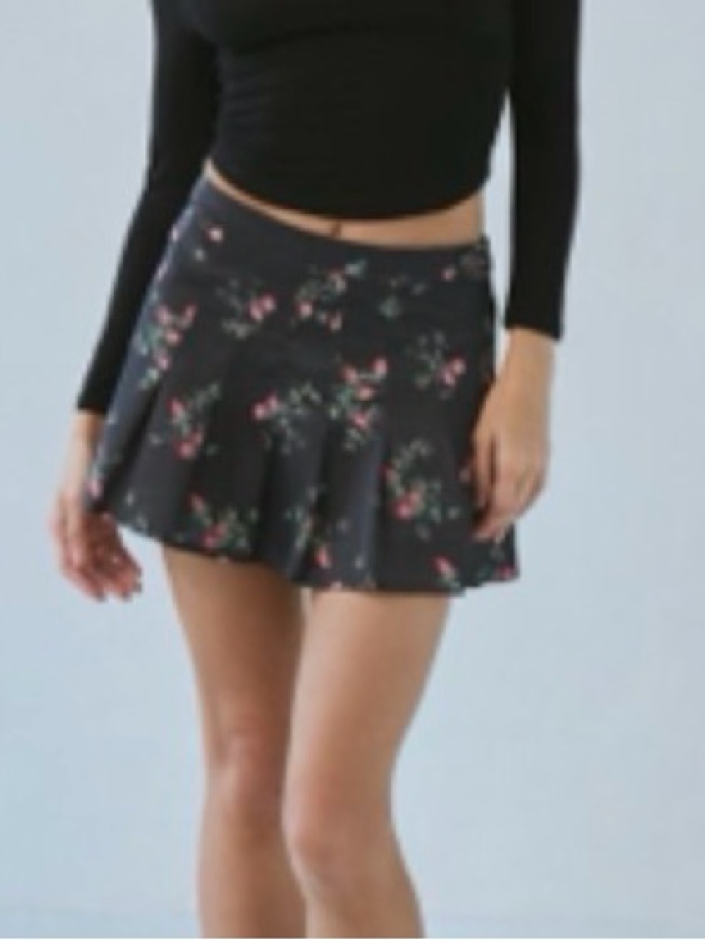 urban outfitters kimchi blue. Floral A-Line Skirt in Black & Red Size Medium